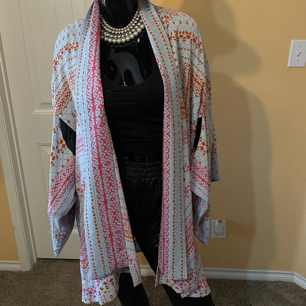 BCBG KAFTAN KIMONO COVERUP